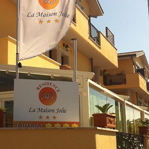 Residencia La Maison Jolie